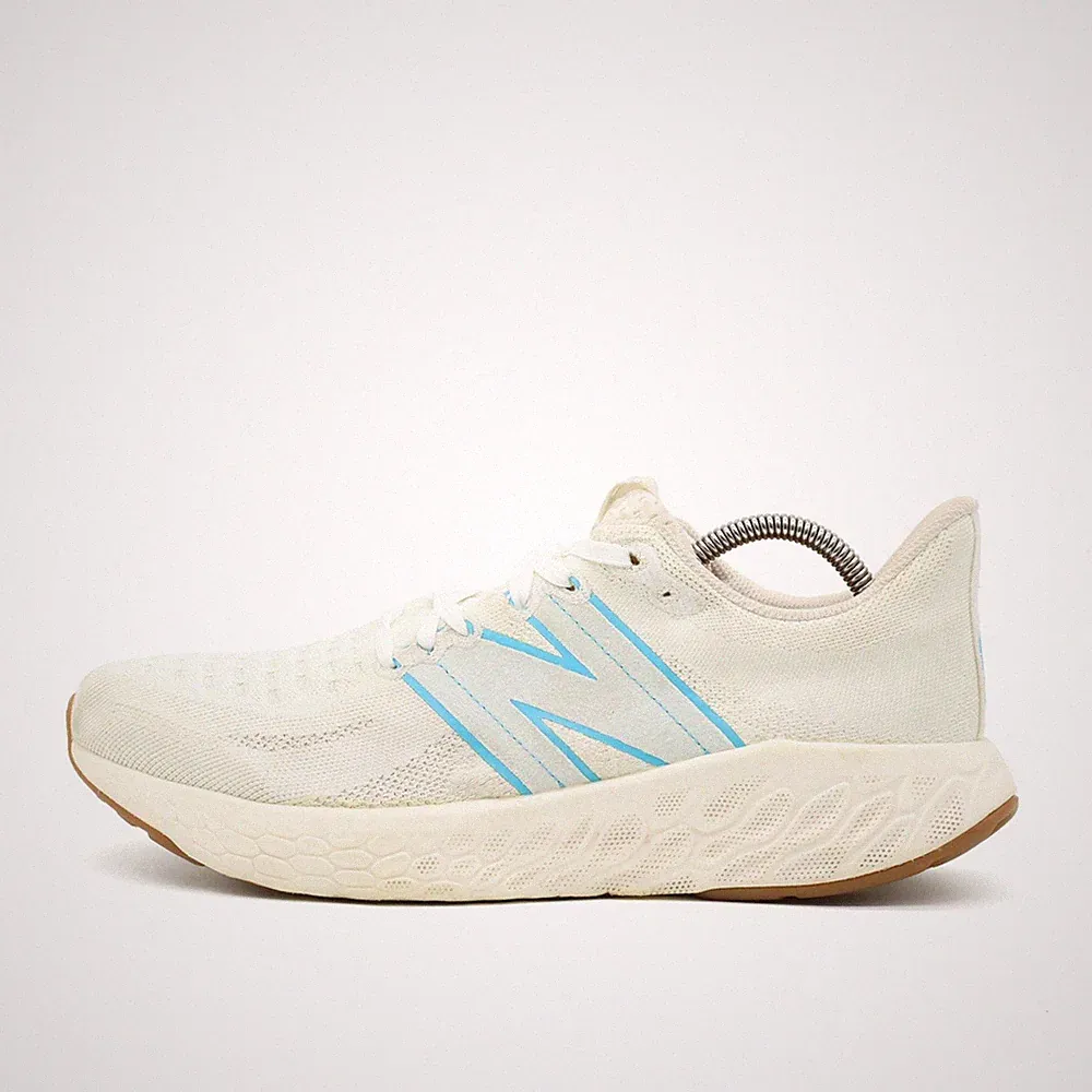 New Balance Herren Fresh Foam Tempo Sneaker EU 45 Weiß/Blau M108012B