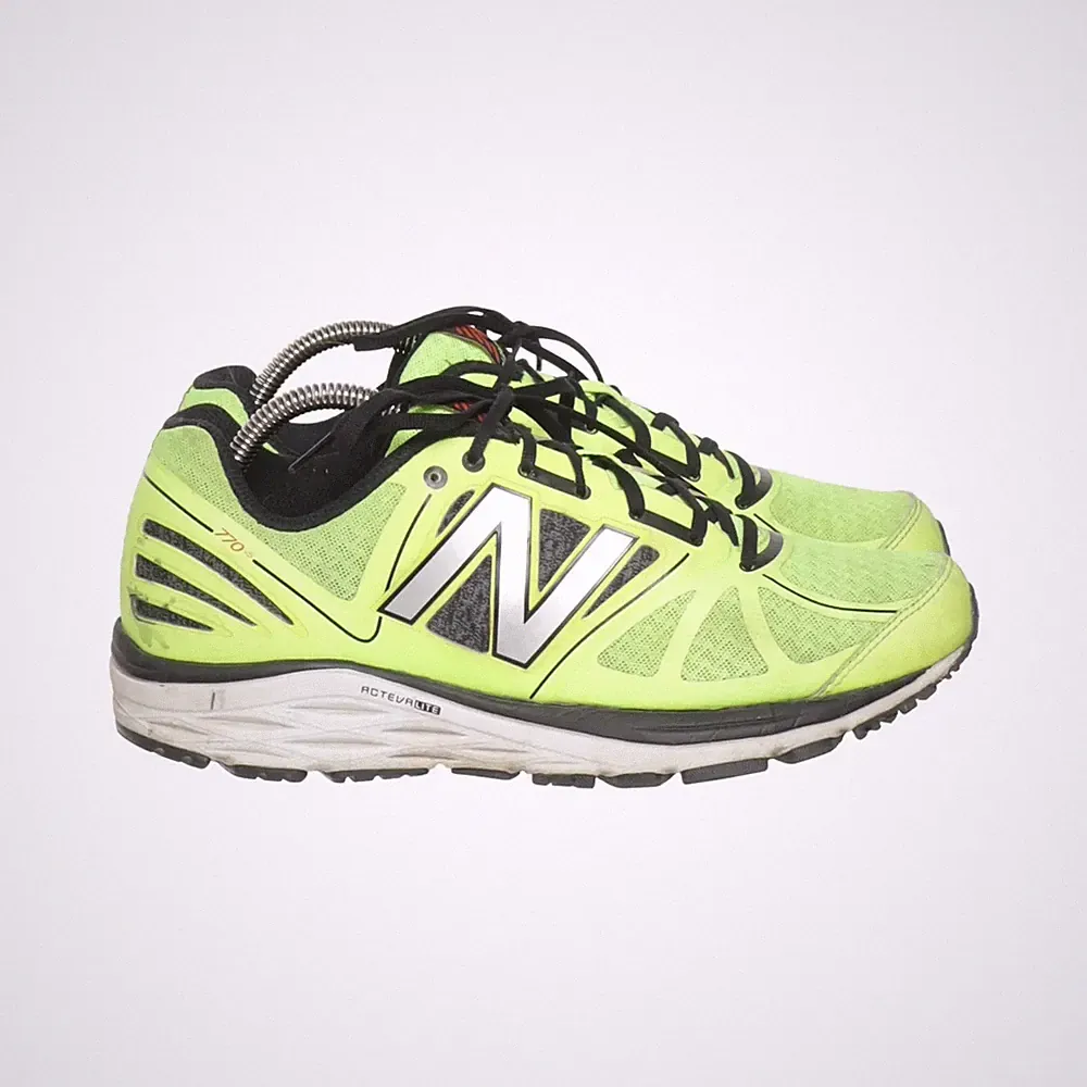 New Balance, Laufschuhe, Größe: 42, model: m770yb5, Grün/Schwarz, Herren #bXb