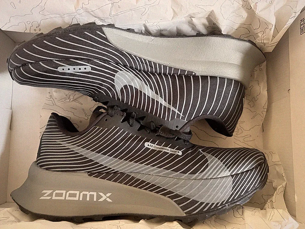 Nike ACG Ultrafly Trail EU 43 NEU Herren Laufschuhe