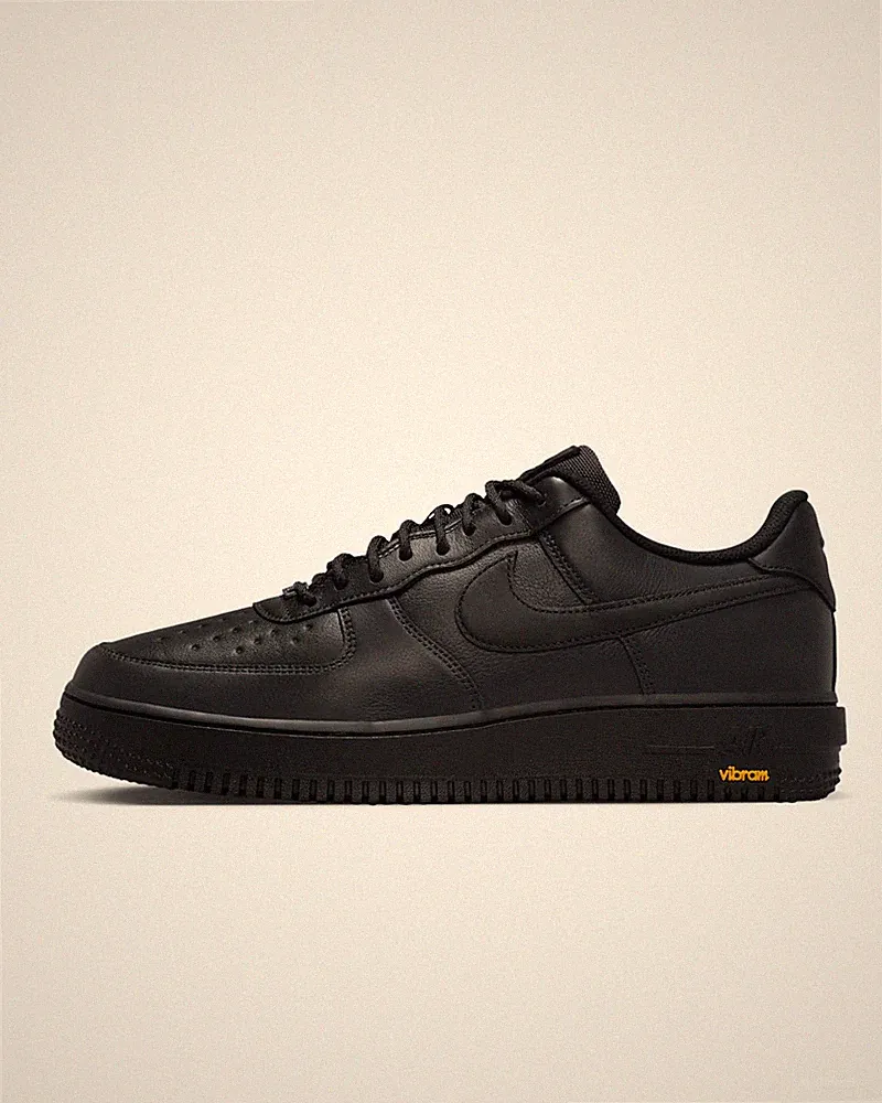 Nike Air Force 1 GTX Vibram Herrenschuhe in Schwarz