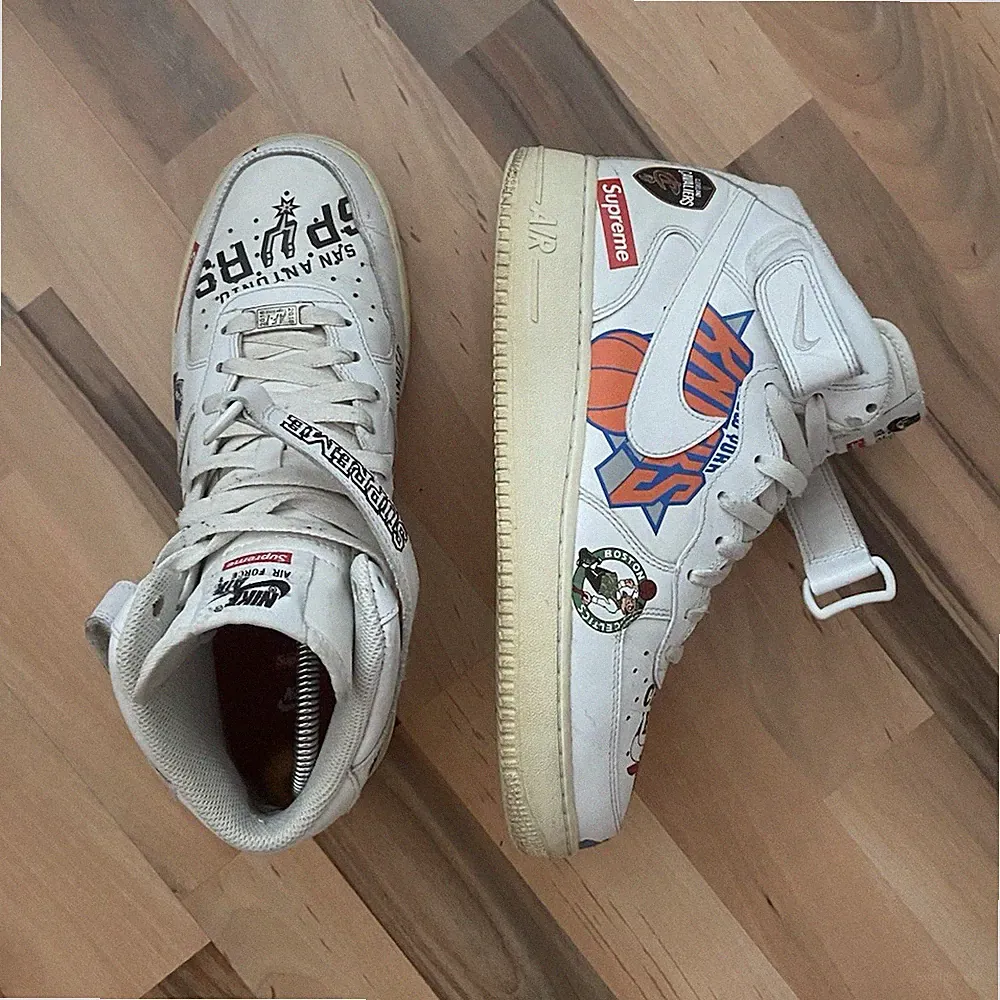 Nike Air Force 1 Mid x Supreme NBA Team Sneaker Weiß/Mehrfarbig EU 42,5