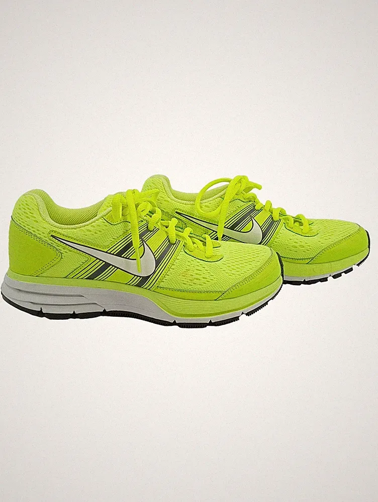 Nike Air Pegasus+ 29 Sportschuhe Damen Laufschuhe Gelb Gr. 37.5