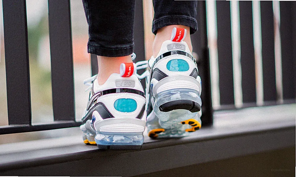Nike Air Vapormax Evo Damenschuhe Sneaker Lifestyle UK 4,5 US 7
