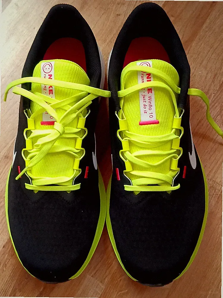 Nike Air Winflo Herren Laufschuhe Gr. UK 10,5 / 29.5 / EUR 45,5