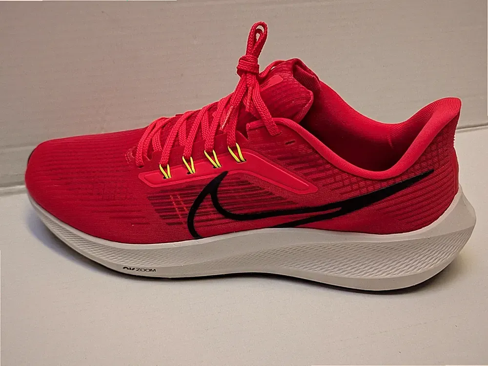 Nike Air Zoom Pegasus 39 Herren Laufschuhe in 48,5 49,5 DH4071 600 NEU