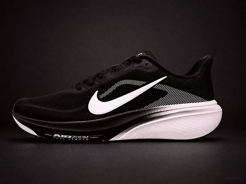 Nike Air Zoom Pegasus 42 Herren Laufschuhe Running Schwarz Gr. 42.5, 43 NEU OVP