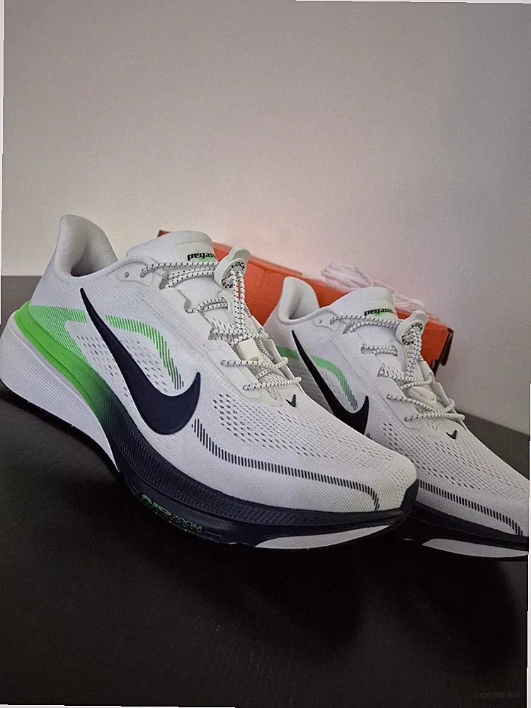Nike Air Zoom Pegasus 42 White/Green/Navy Herren Running Mesh UK 9 EU 44