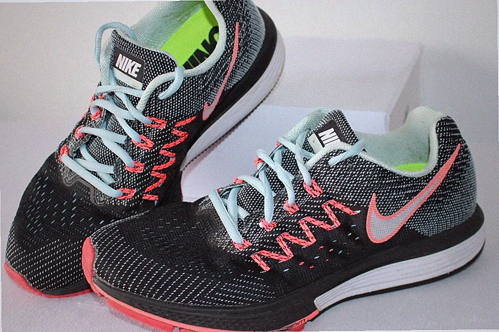 Nike Air Zoom Vomero 10 Unisex Damen Laufschuhe Turnschuhe Schwarz Multi Uk 5,5