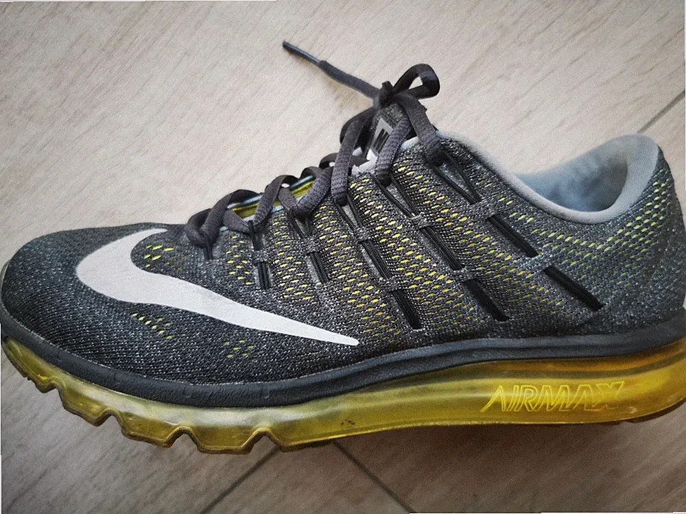 NIKE AIRMAX 2016 Gelb Grau US 10 Grösse 44 UVP 189€ leichter Laufschuh