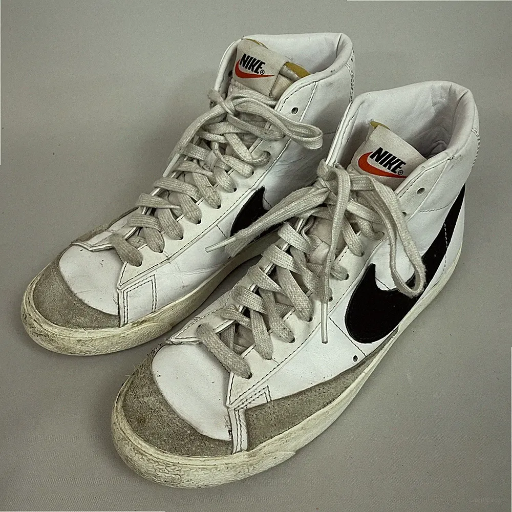 Nike Blazer Mid-77 Herren Freizeit Weiß/Schwarz Turnschuhe Sneaker Schuhe UK7/EU41