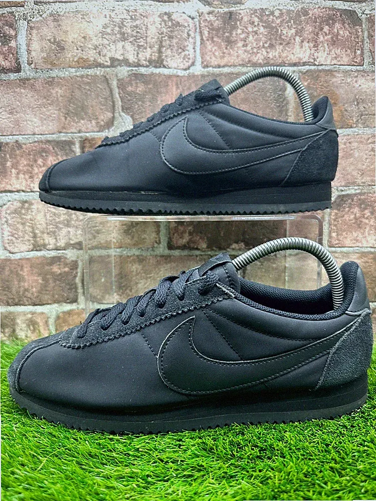 Nike Classic Cortez Nylon 807472-007 Sneaker Herren UK 7 Schwarz Lifestyle Schuhe