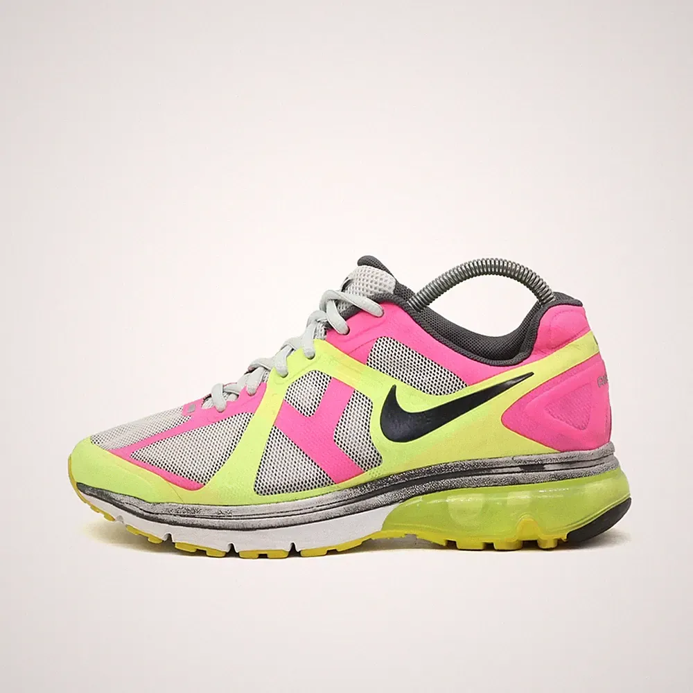 Nike Damen Excellerate Sneaker Gelb/Pink/Grau Mesh Low-Top Max Laufschuh EU 38.5