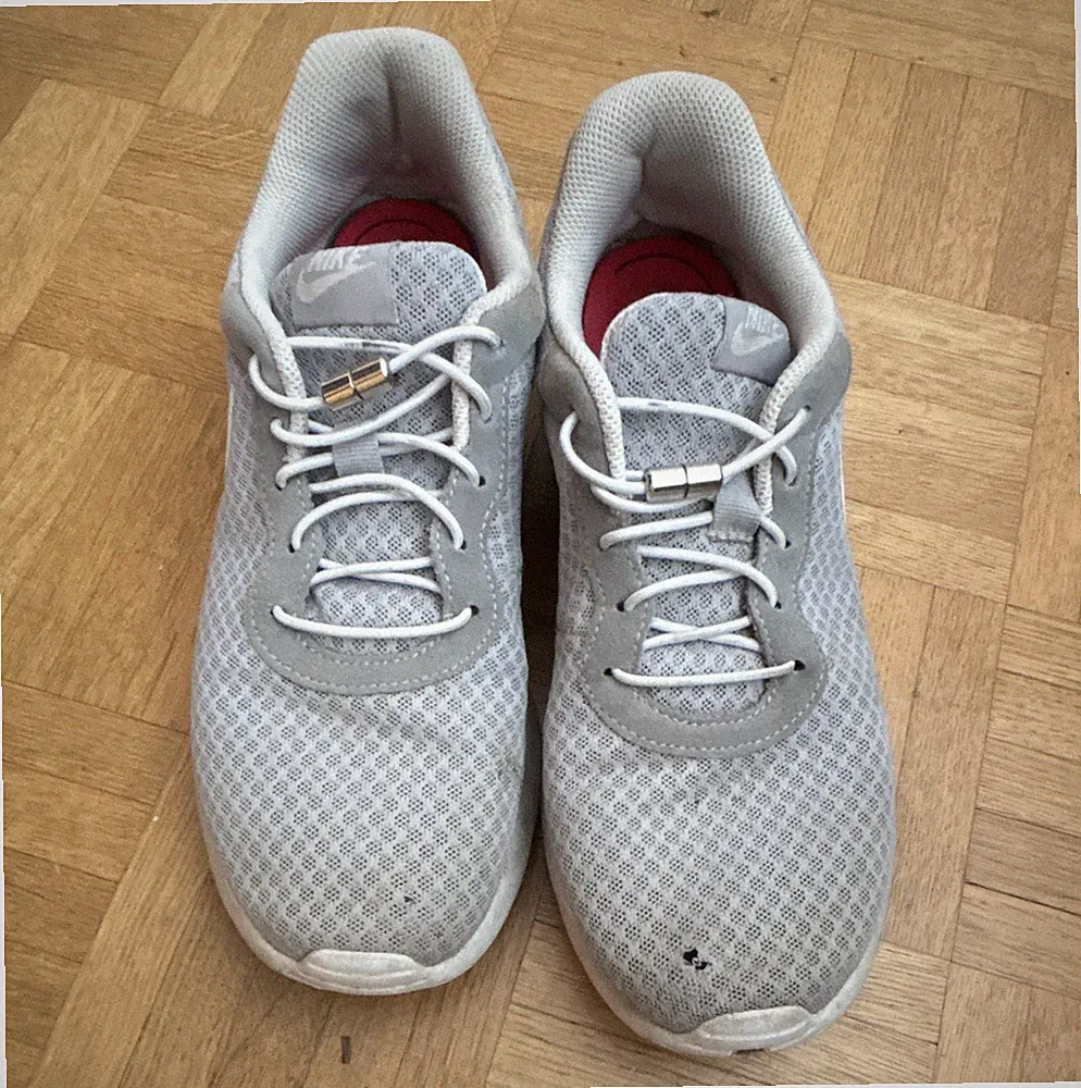 laufschuhe damen grau