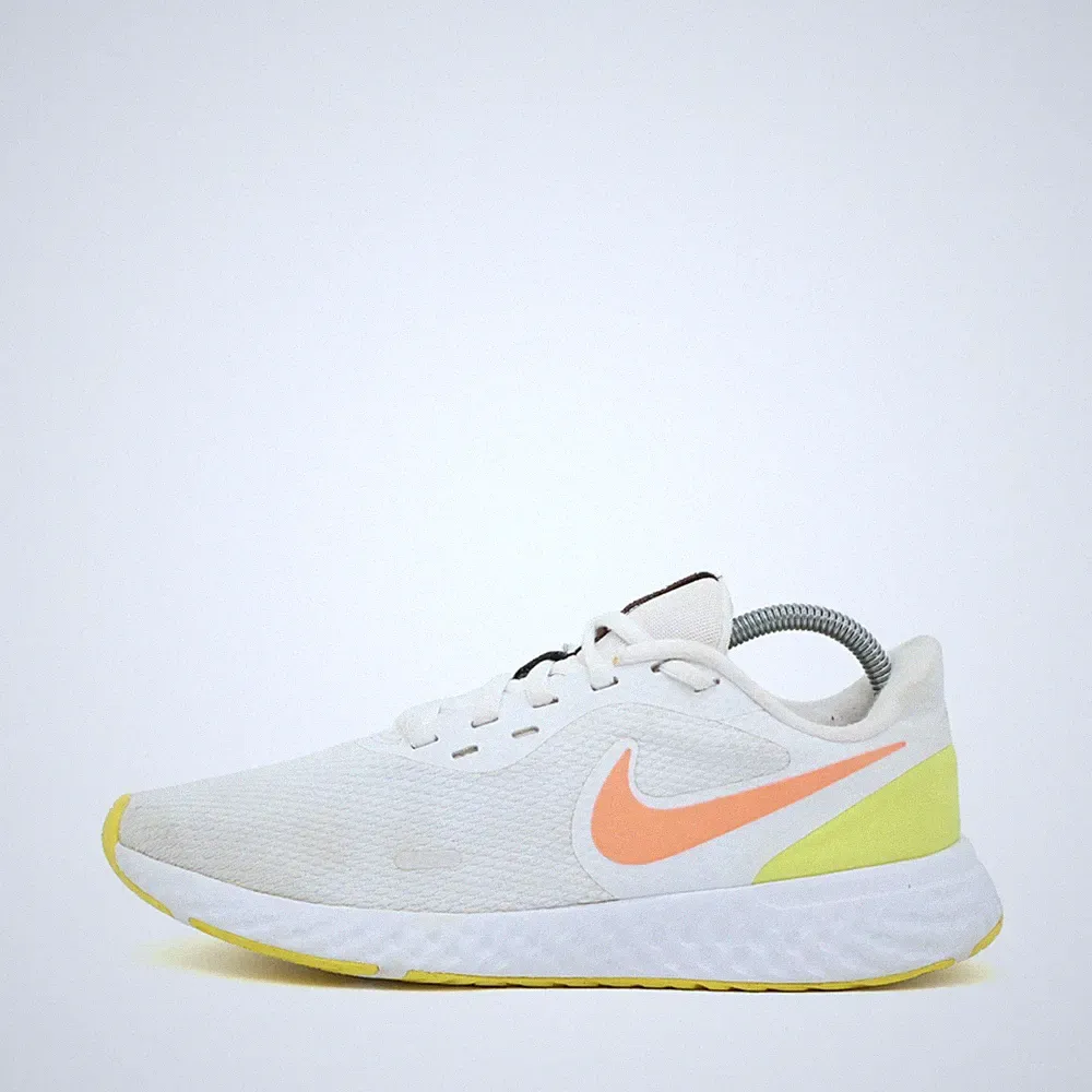 Nike Damen Revolution 5 Sneaker Weiß Gelb Orange Mesh Low Top Laufschuh EU 38