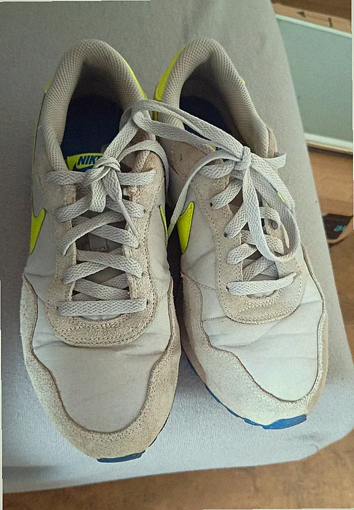 Nike Damen Sneaker Low Top Grau/Gelb/Blau EU 39 Laufschuh CI8558-015