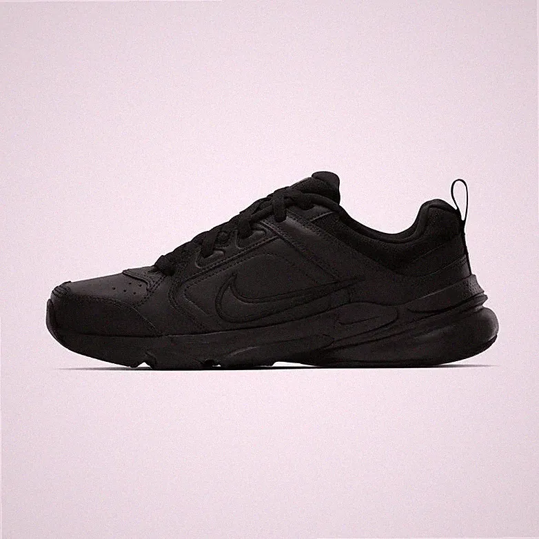 Nike Defy All Day Herren Sneaker Low Top Schwarz EU 44 Sportschuh Schnürung