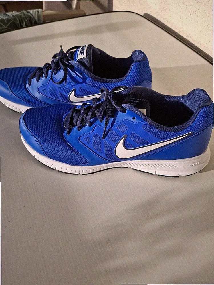 Nike Downshifter 6 Laufschuhe Herren Gr. 46 Blau – ungetragen