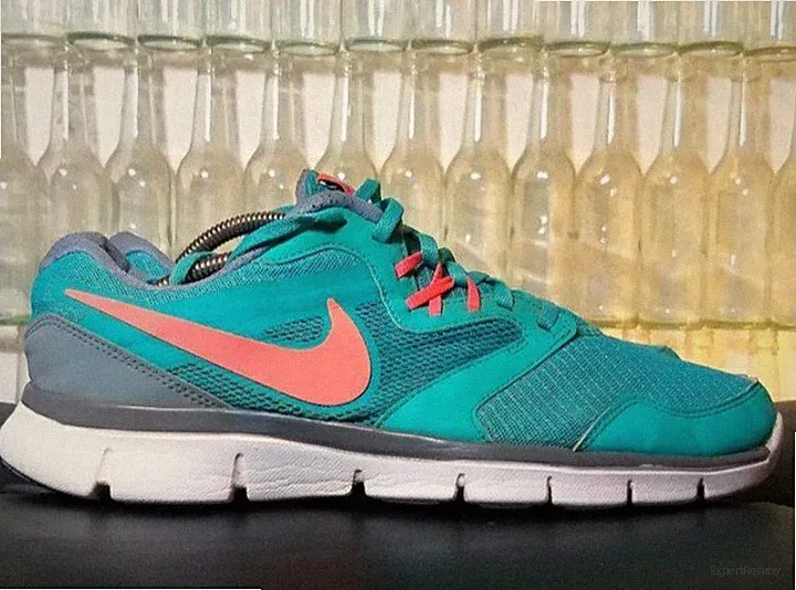 Nike Flex Experience RN 3 Vintage Running Sneaker / Laufschuhe / Größe 41