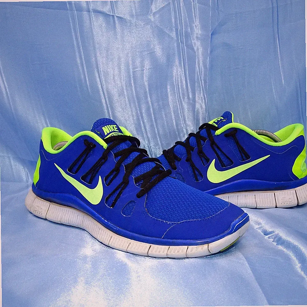 NIKE FREE 5.0 GR 43 LAUFSCHUHE HERREN SCHUHE BLAU ZOOM PEGASUS SPORTSCHUHE A9