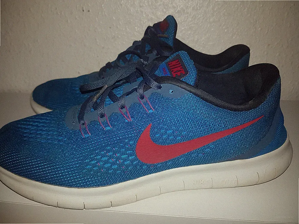 Nike Free Herren Laufschuhe Grösse 43