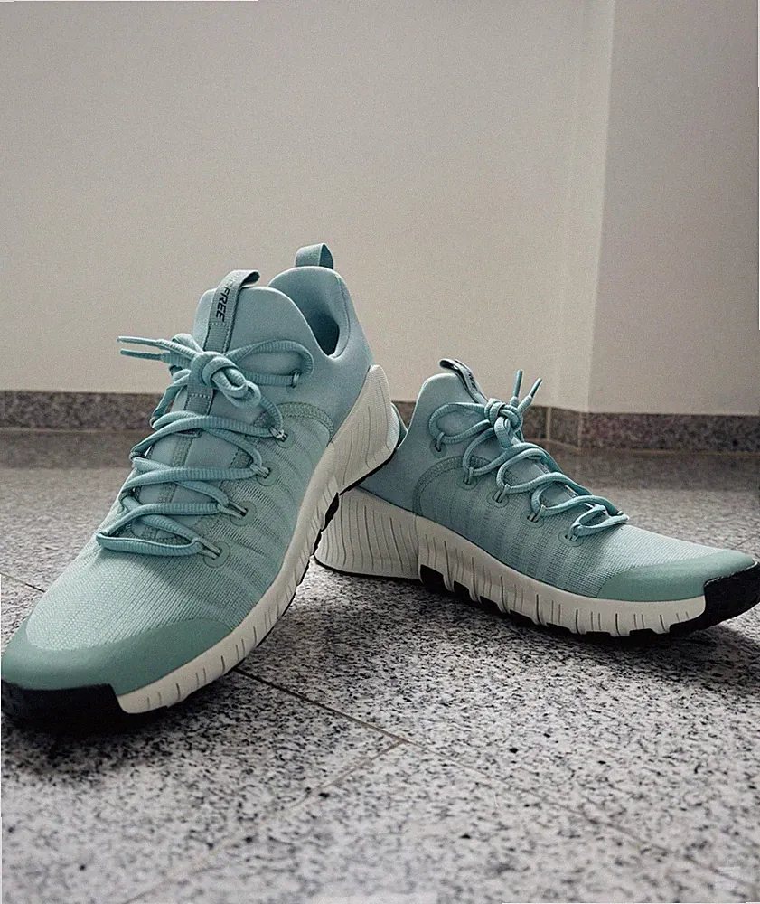 NIKE FREE METCON 6 Größe 42,5 Türkis NEU OHNE KARTON LAUFSCHUHE