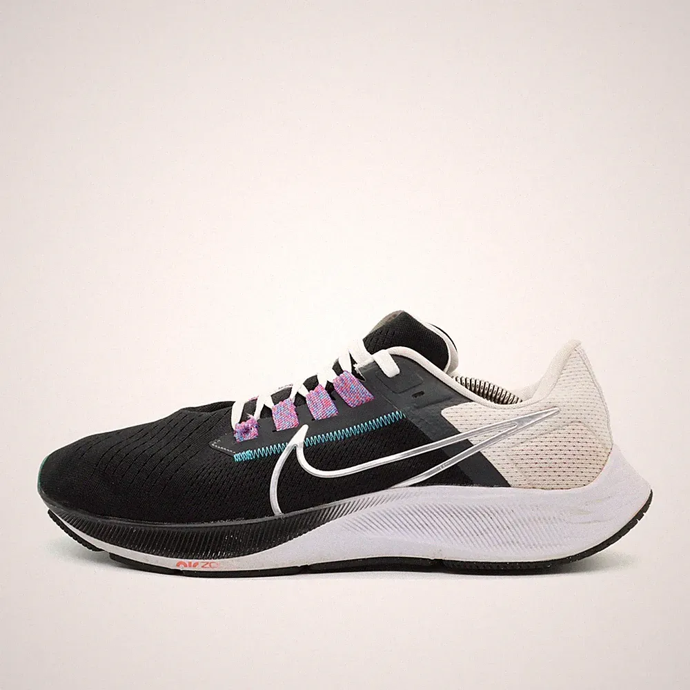 Nike Herren Air Zoom Pegasus 37 Sneaker EU 43 Schwarz Weiß Mehrfarbig ämpfung