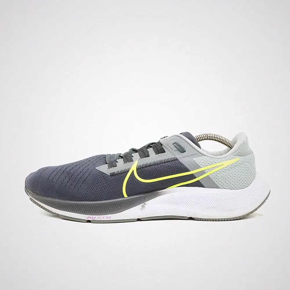 Nike Herren Air Zoom Pegasus 38 Sneaker Dämpfung Laufschuh EU 44.5