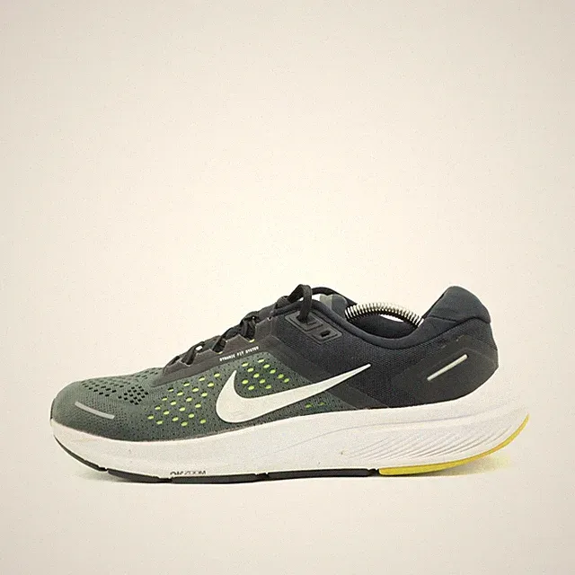 Nike Herren Air Zoom Structure 23 Sneaker EU 44.5 Schwarz Gelb Stabilität