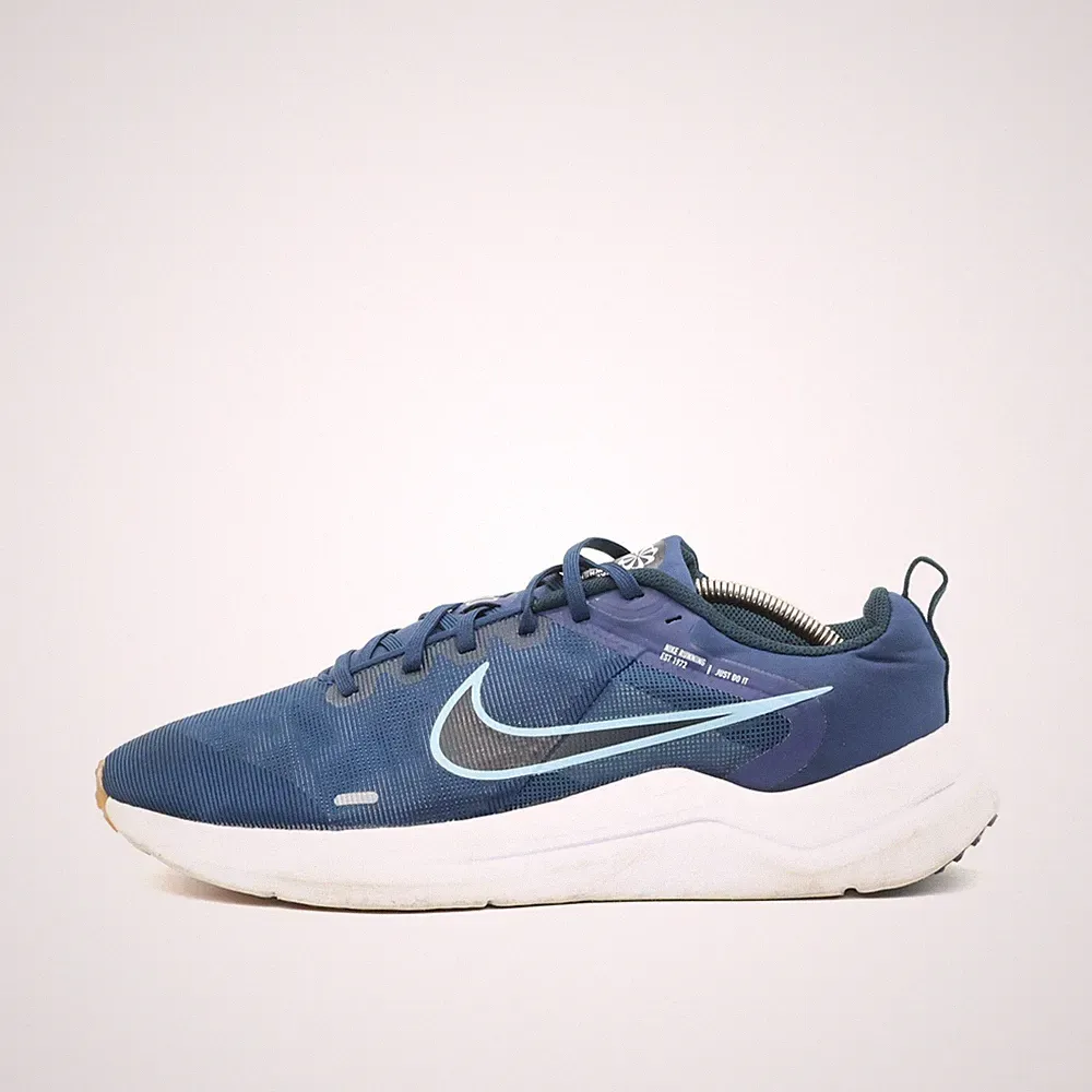 Nike Herren Downshifter 12 Sneaker Blau Weiß Mesh Low-Top Sohle Laufschuh EU 45