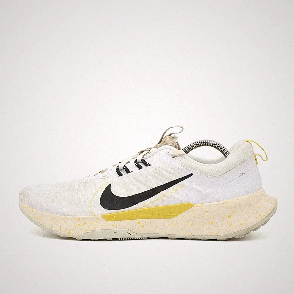 Nike Herren Juniper Trail 2 Sneaker EU 45.5 Weiß Gelb DM0822-101 Gepolstert
