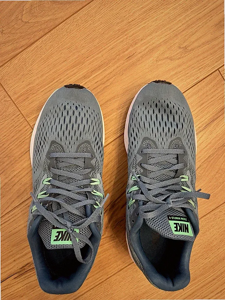 Nike Herren Laufschuhe 43 Grün