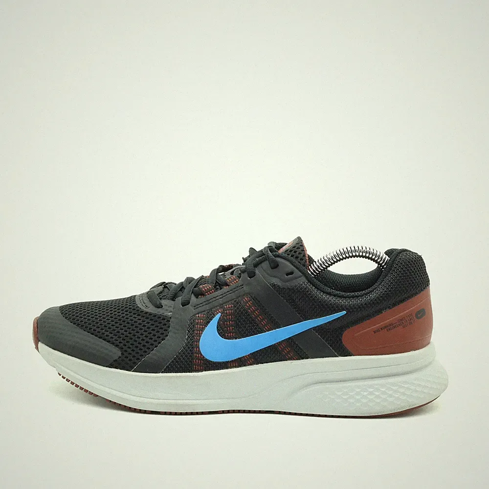 Nike Herren Run Swift 2 Sneaker Schwarz/Blau/Braun Low-Top Sohle Laufschuh EU 42