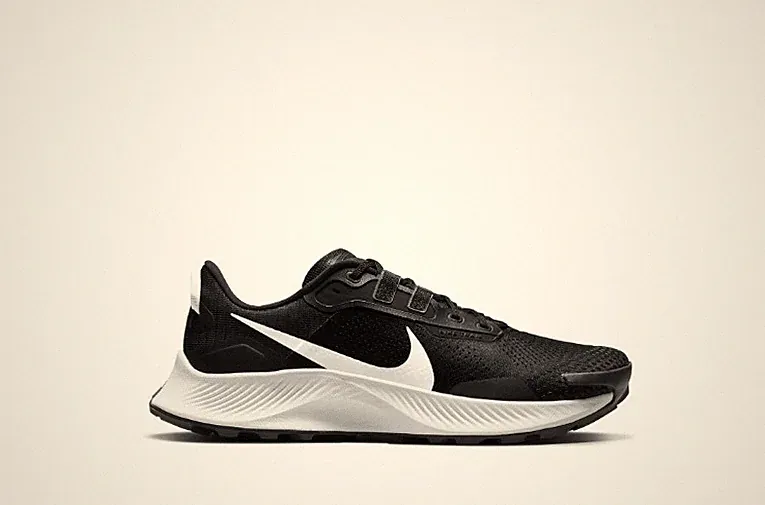 Nike Herren schwarz & weiß Pegasus Trail 3 Laufen Turnschuhe UK 10 BRANDNEU Ref 332