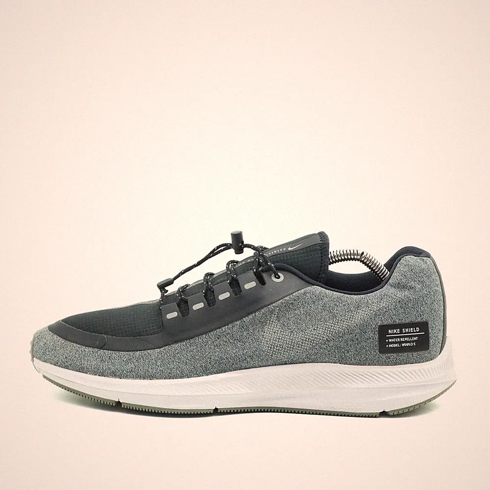 Nike Herren Winflo 5 Shield Sportschuh Grau Synthetik Niedrig Laufschuh EU 44