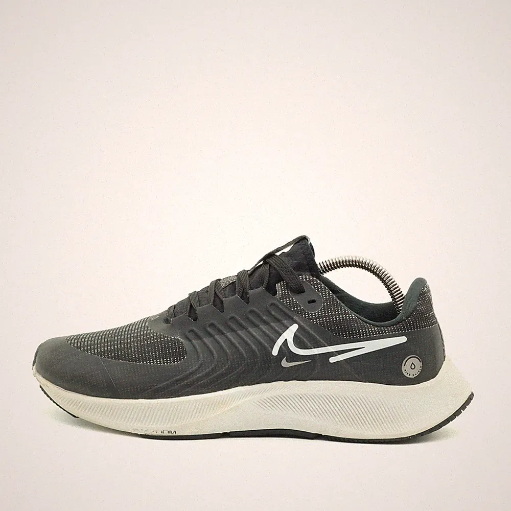 Nike Herren Zoom Winflo 9 Shield Laufschuhe Schwarz Top Laufschuh EU 42