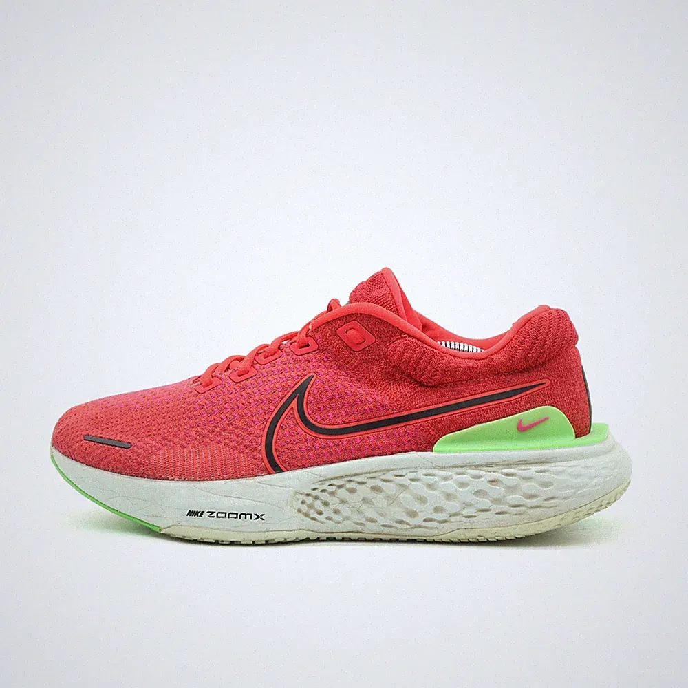 Nike Herren ZoomX Invincible Run Flyknit Sportschuhe Rot Low-Top Laufschuh EU 45
