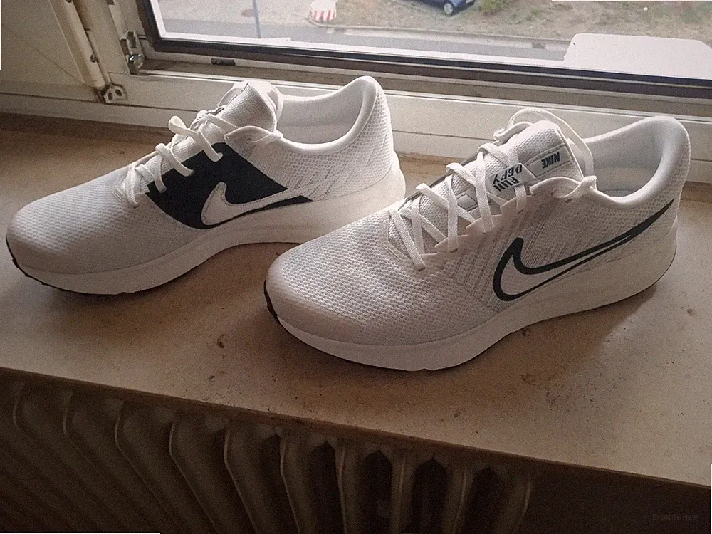 Nike Joggingschuhe Herren Größe 47,5 Laufschuhe Weiss
