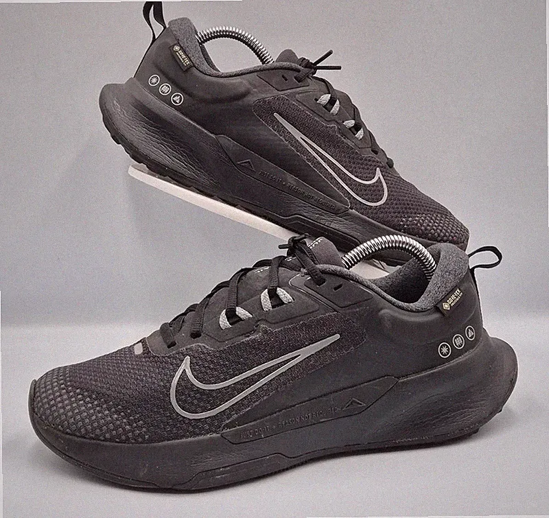 Nike Juniper Trail 2 Gore-Tex Herren UK 8 Schwarz Wasserdicht Laufschuhe