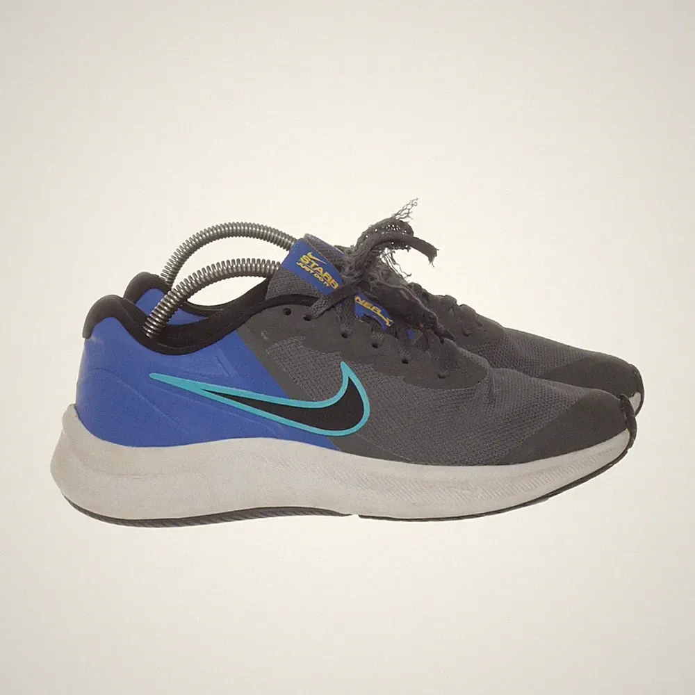 Nike, Laufschuhe, Größe: 37 1/2, Grau/Blau/Weiß, Herren #zLN