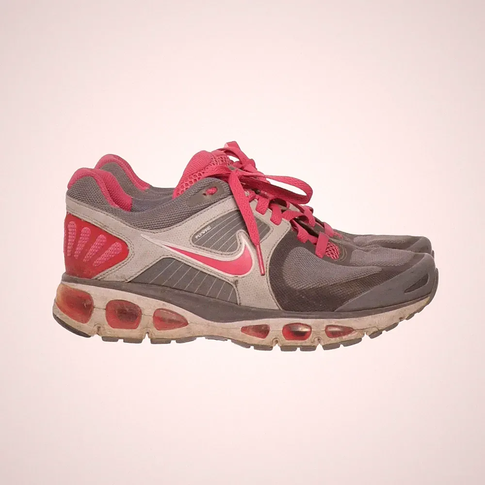 Nike, Laufschuhe, Größe: 40, model: air max moto, Grau/Pink/Rot, Damen #E9H