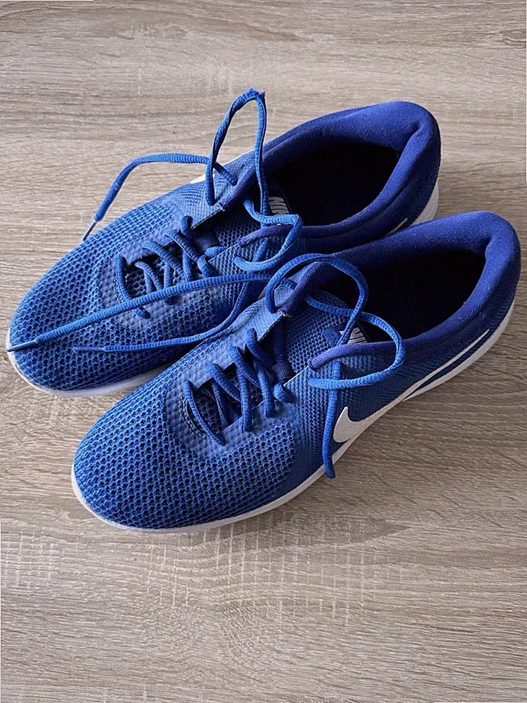 Nike Laufschuhe Größe 45