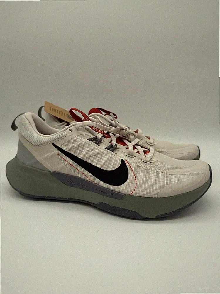 Nike Laufschuhe Trekking Juniper Trail 2 Gr. 43/44,5/45/46 DM0822-102 NEU