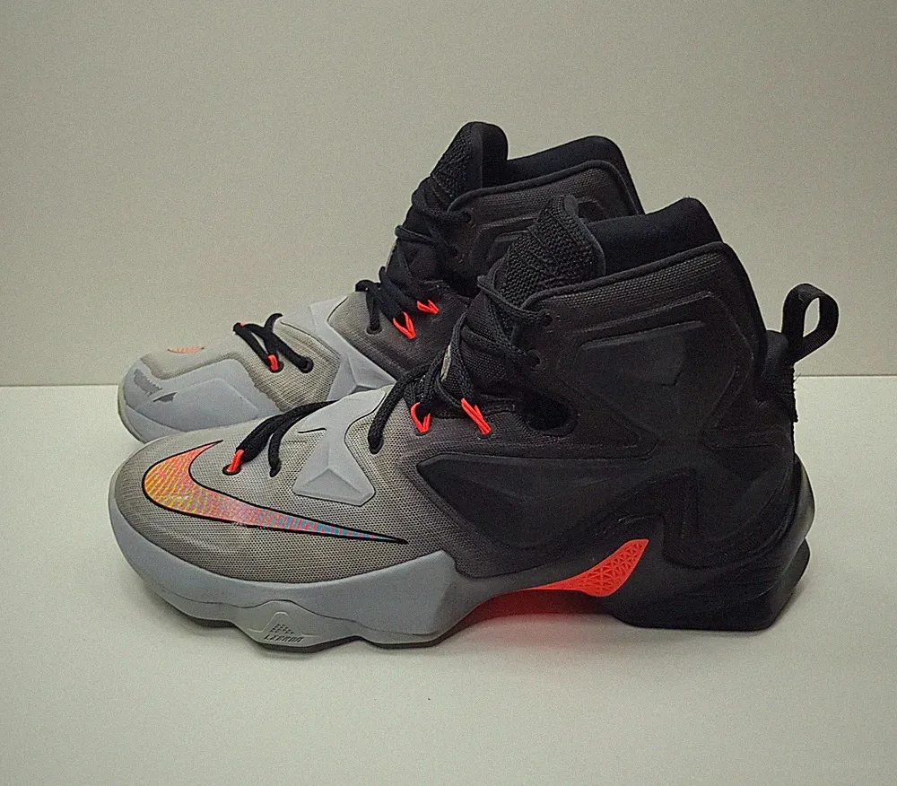 NIKE LEBRON XIII HERREN GRÖSSE 10 UK EU45 HIGH TOP BASKETBALL SNEAKER SCHUHE TURNSCHUHE