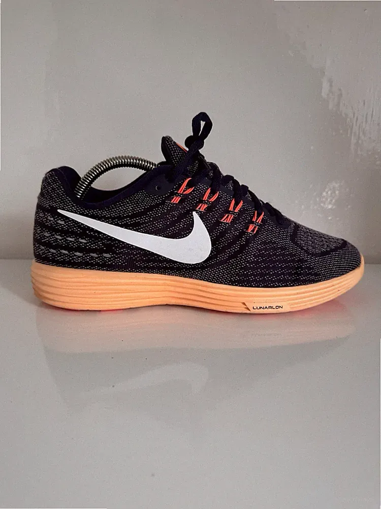 Nike LunarTempo 2 Sneaker Laufschuhe Gr 42.5 UK 8 US 10.5 Lila Orange