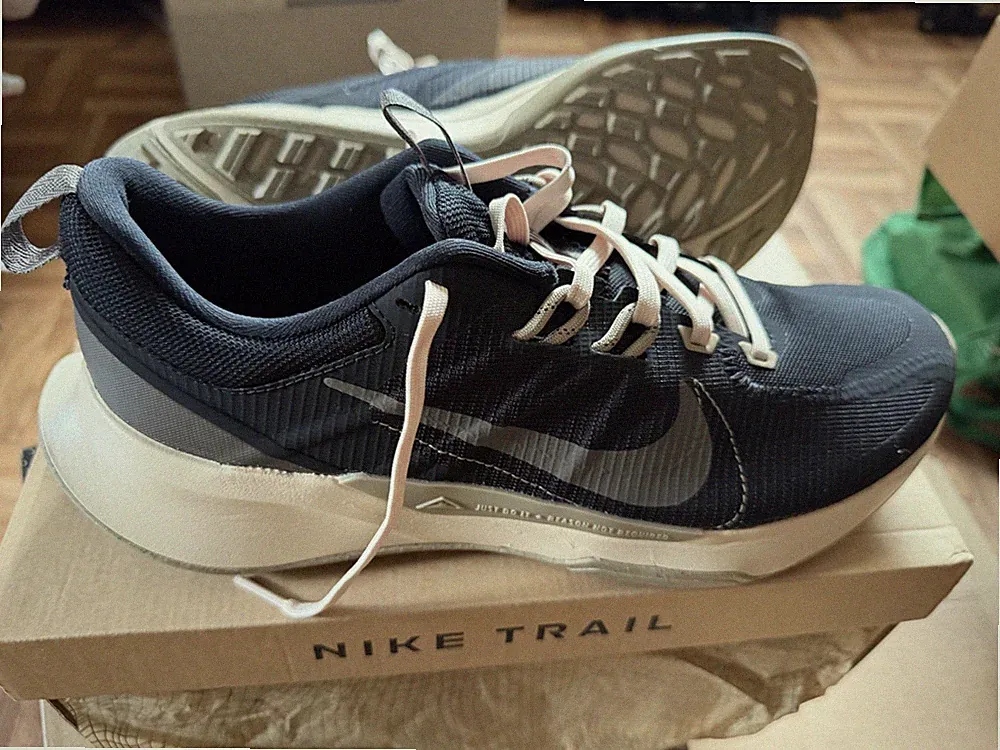 Nike Next Nature Trail 2 Herren Laufschuhe Grösse 44.5 schwarz