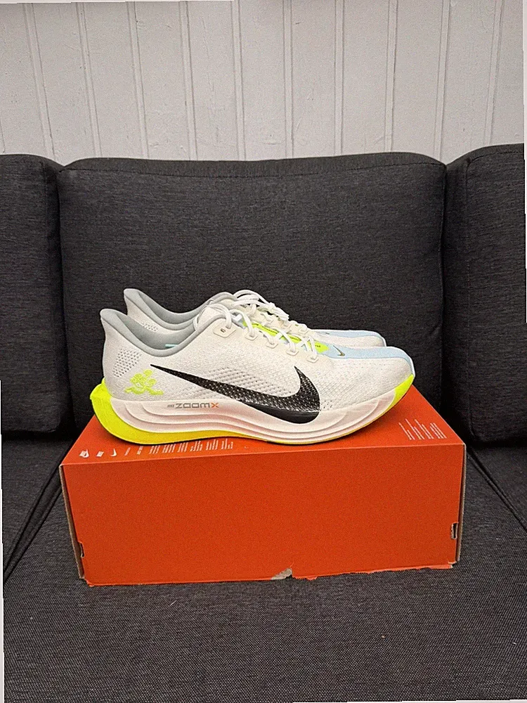 Nike Pegasus Plus Gr 49,5 US 15 Running Laufschuhe