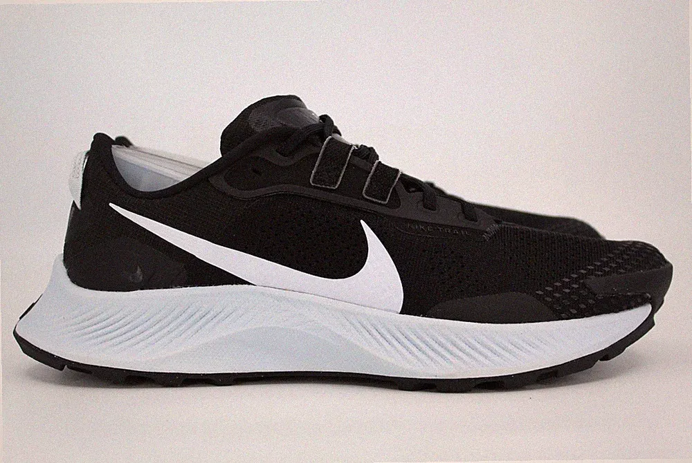 Nike Pegasus Trail 3 UK 8,5 Trailrunningschuhe schwarz Pure Platinum DA8697-001