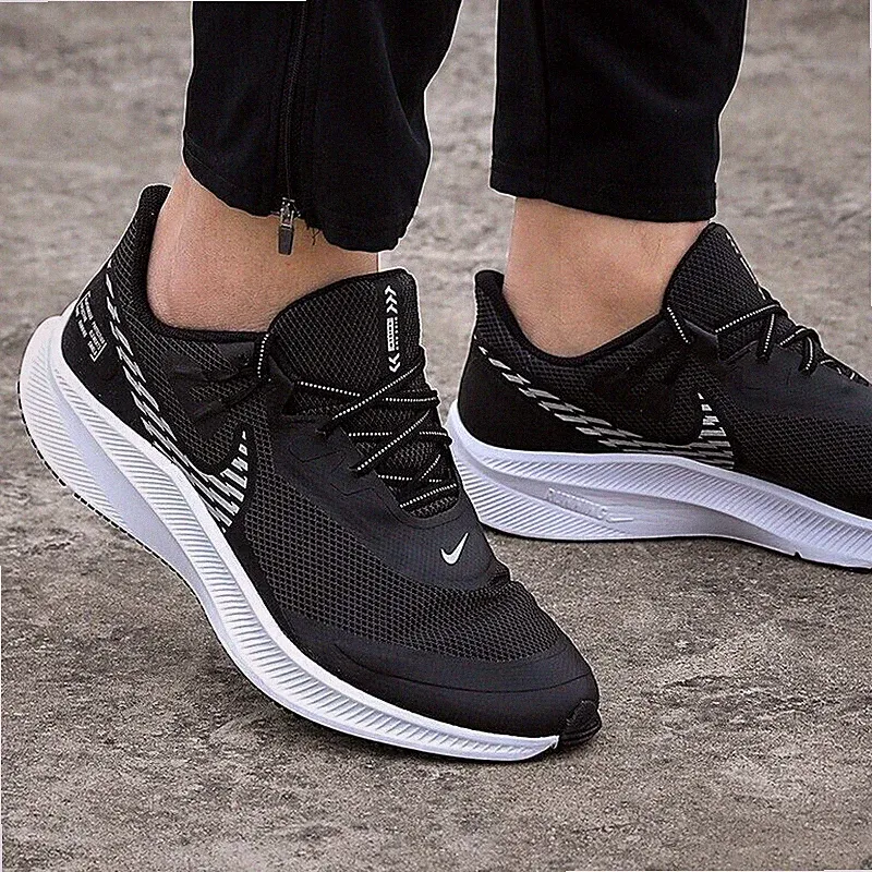 Nike Quest 3 Shield schwarz silber wasserdicht Turnschuhe Schuhe Größe UK 8_10