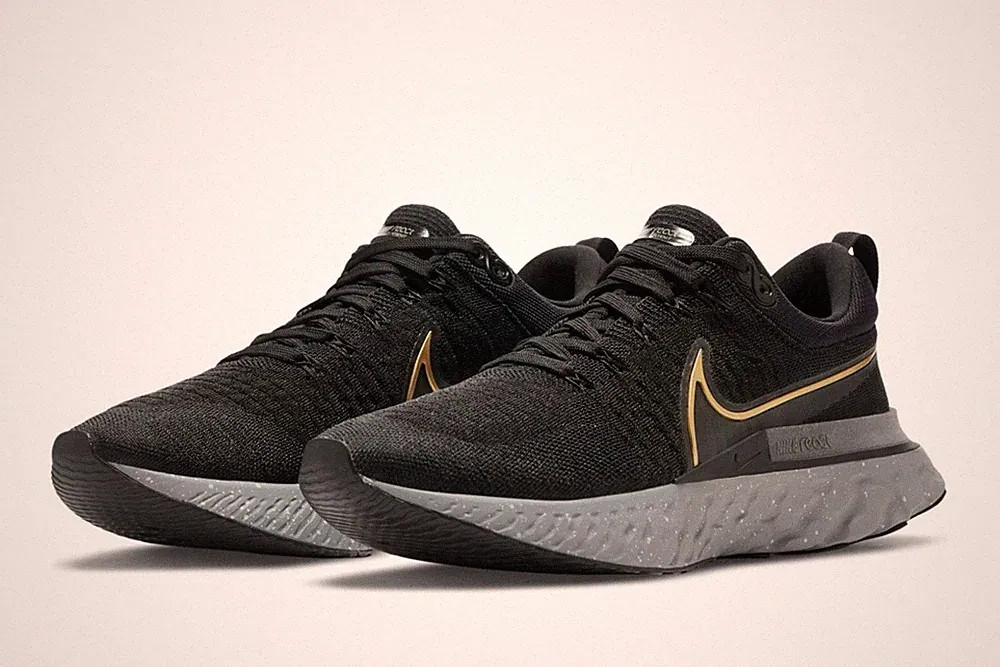 Nike React Infinity Run Flyknit 2 Herren Sportschuhe mehrere Größen - UVP 150,00 £