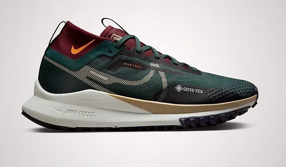 Nike React Pegasus Trail 4 GTX V2 Laufschuhe Sneaker Gr.42 - 45 (HM9728 300)